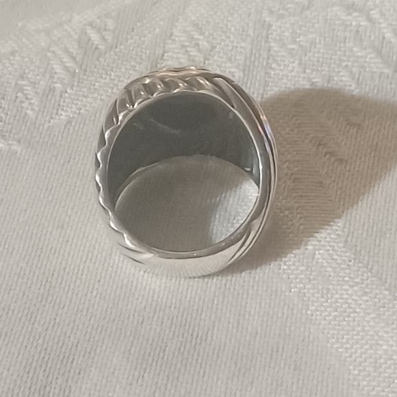 David Yurman Two Tone Cable Heart Ring, SS & 18k - Picture 9 of 12